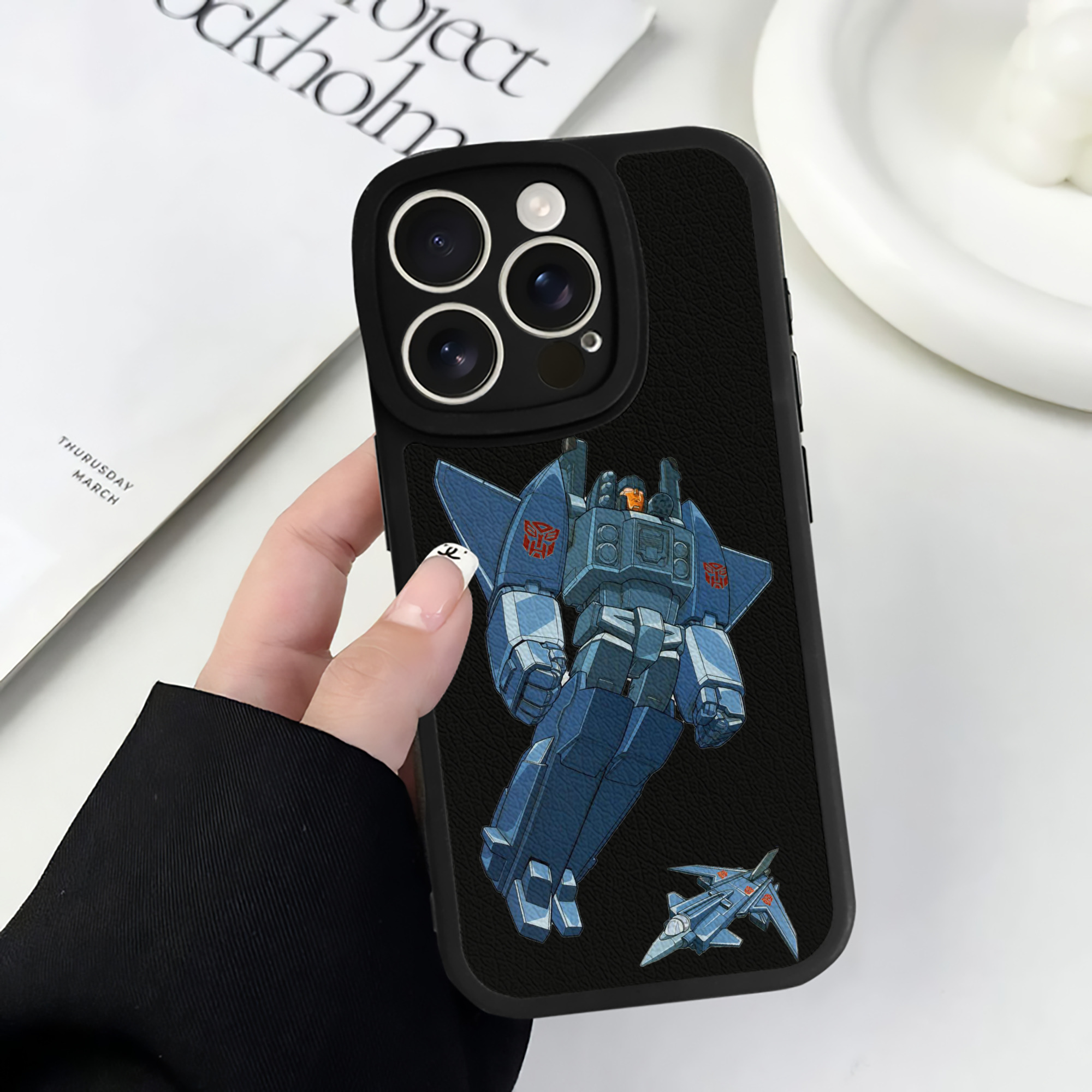 （画像用）  【iPhone 16シリーズ対応】シリコンスマホケース（レザー調） 材質：シリコン